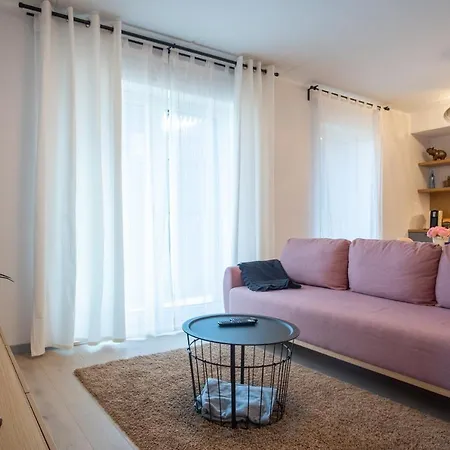 Dream - Brand New With Balcony & Free Parking Apartment