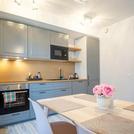 Dream - Brand New With Balcony & Free Parking * 塔林